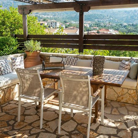 Villa Victoria Boutique Apartments Sívota エクステリア 写真