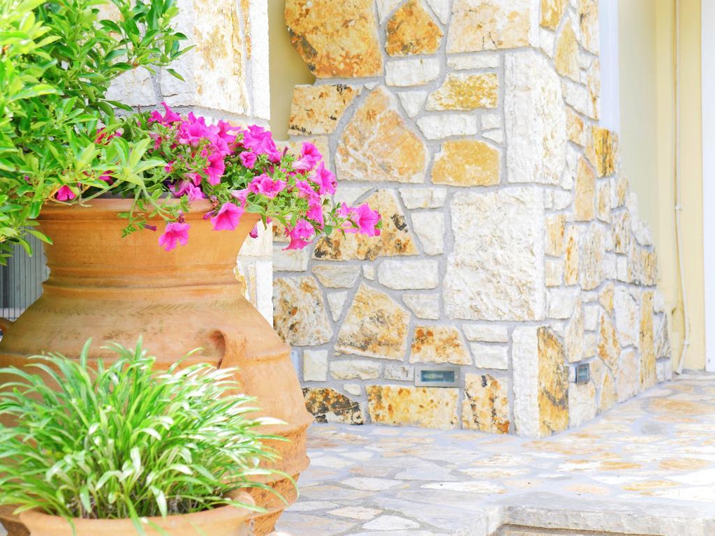 Villa Victoria Boutique Apartments Sívota エクステリア 写真